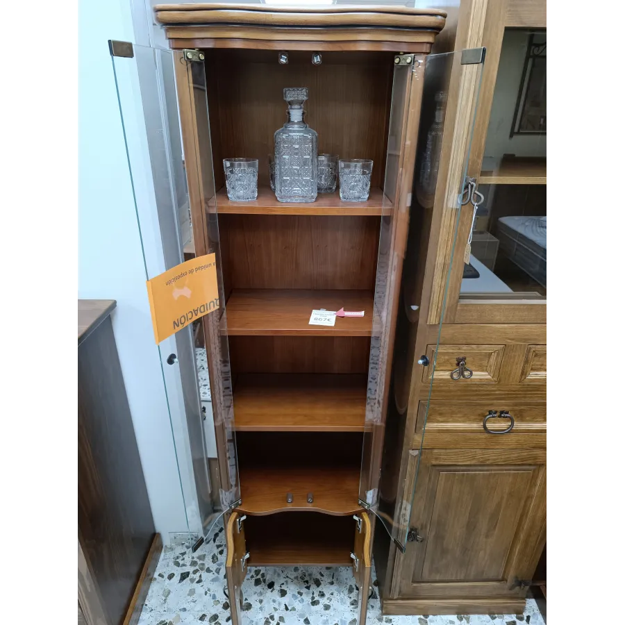 Vitrina cerezo clásica