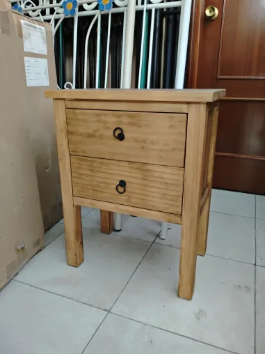 Mesita 3 cajones rústica con pata alta