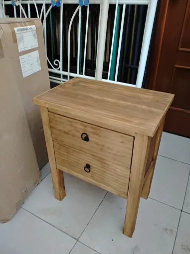 Mesita 3 cajones rústica con pata alta